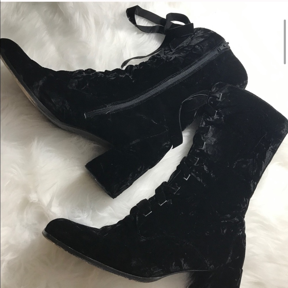Kenneth Cole velvet boots